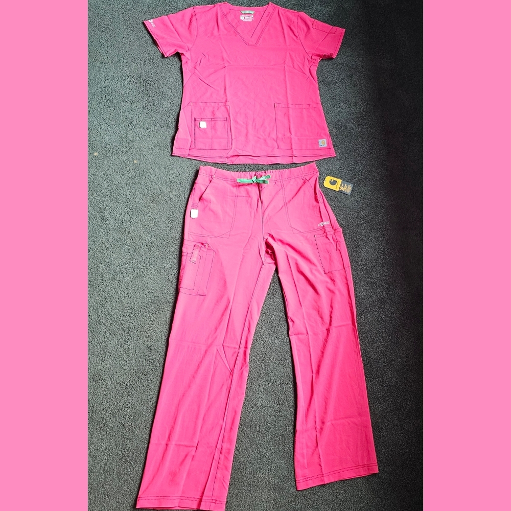 NWT Carhartt Womens Cross-Flex Scrub set size Medium in a Coral/Pink color